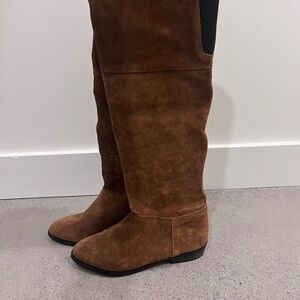 Over the knee Suede boots